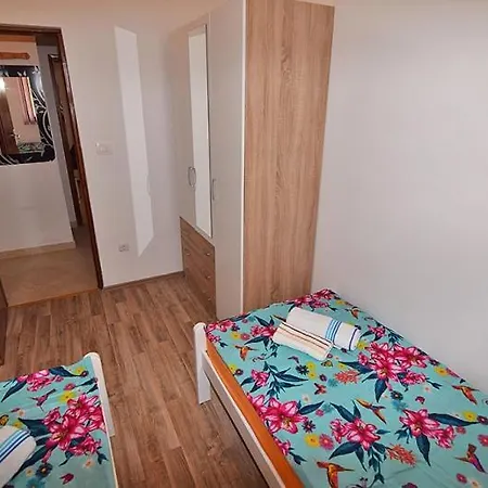 Romantic Sejdic Гостевой дом Пула