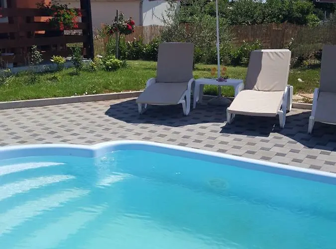 Romantic Sejdic 풀라