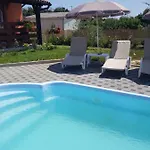Romantic Sejdic Pula