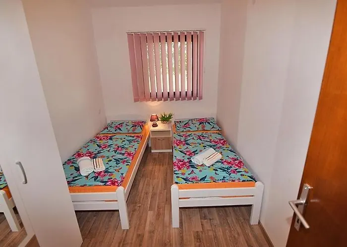 Romantic Sejdic 3*